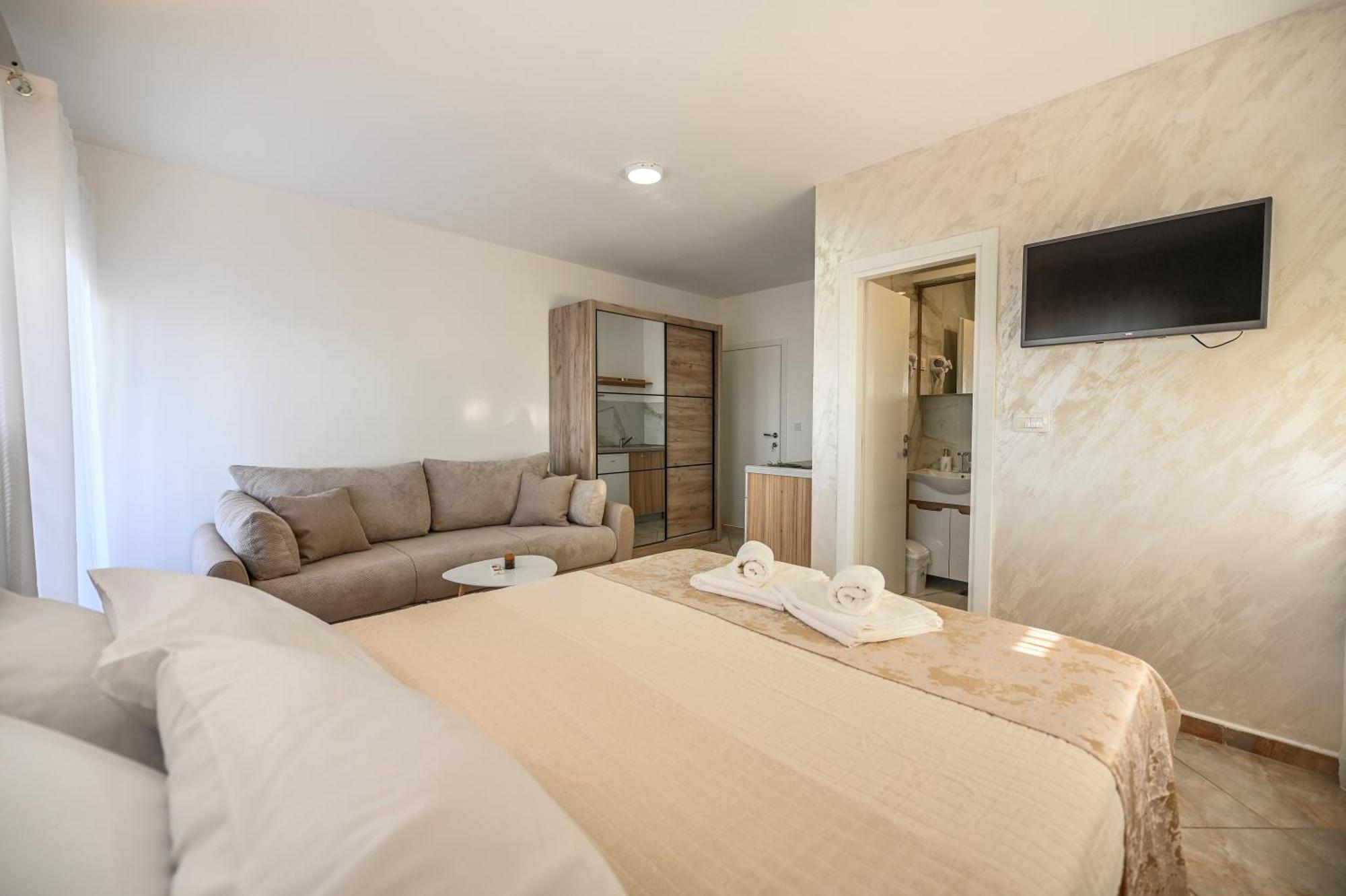 Lux Rajovic Budva